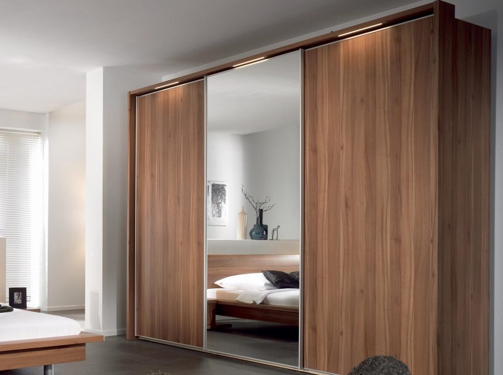 timber laminate sliding door wardrobe