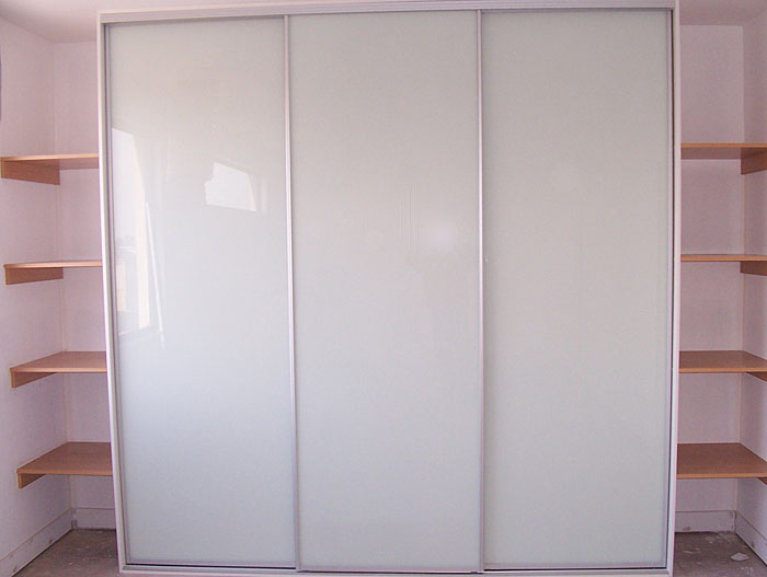 Superwhite Glass Doors