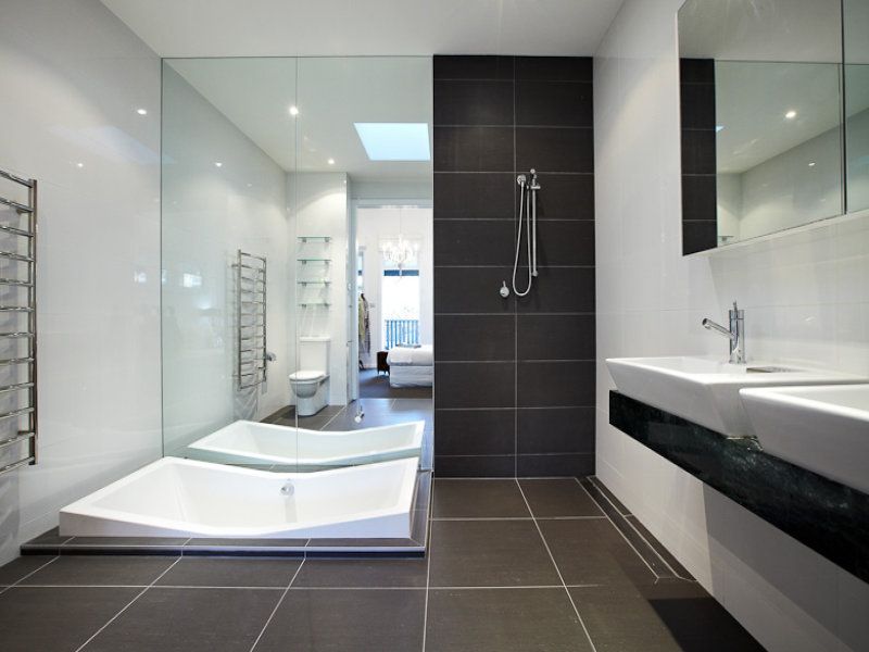 Ultra modern bathroom with vanity