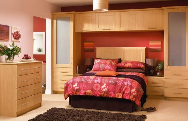 fitted-wardrobes-around-the-headboard